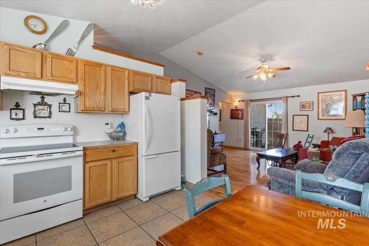 1017 Graycliff Dr