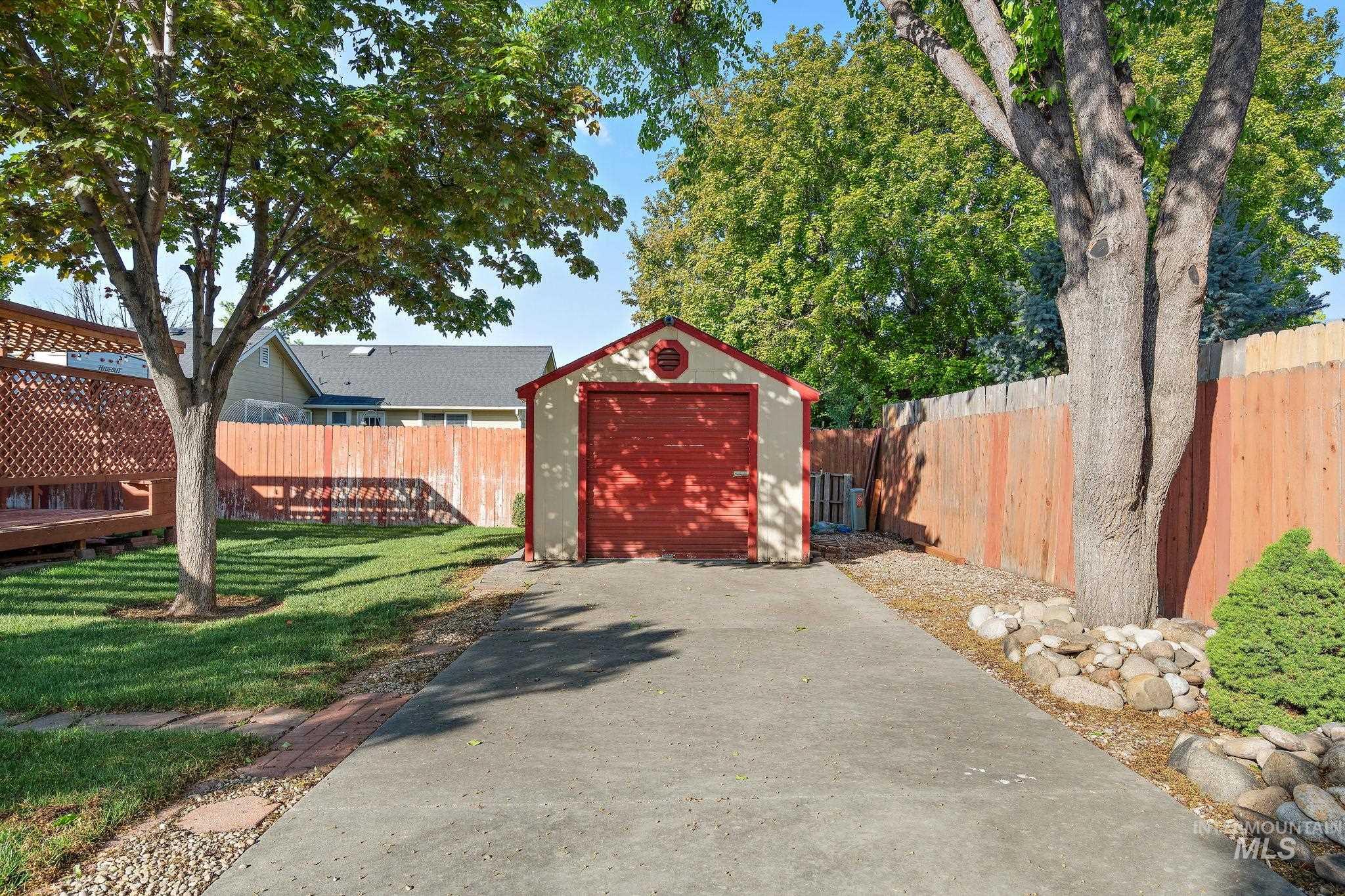 2398 W Santa Clara Dr