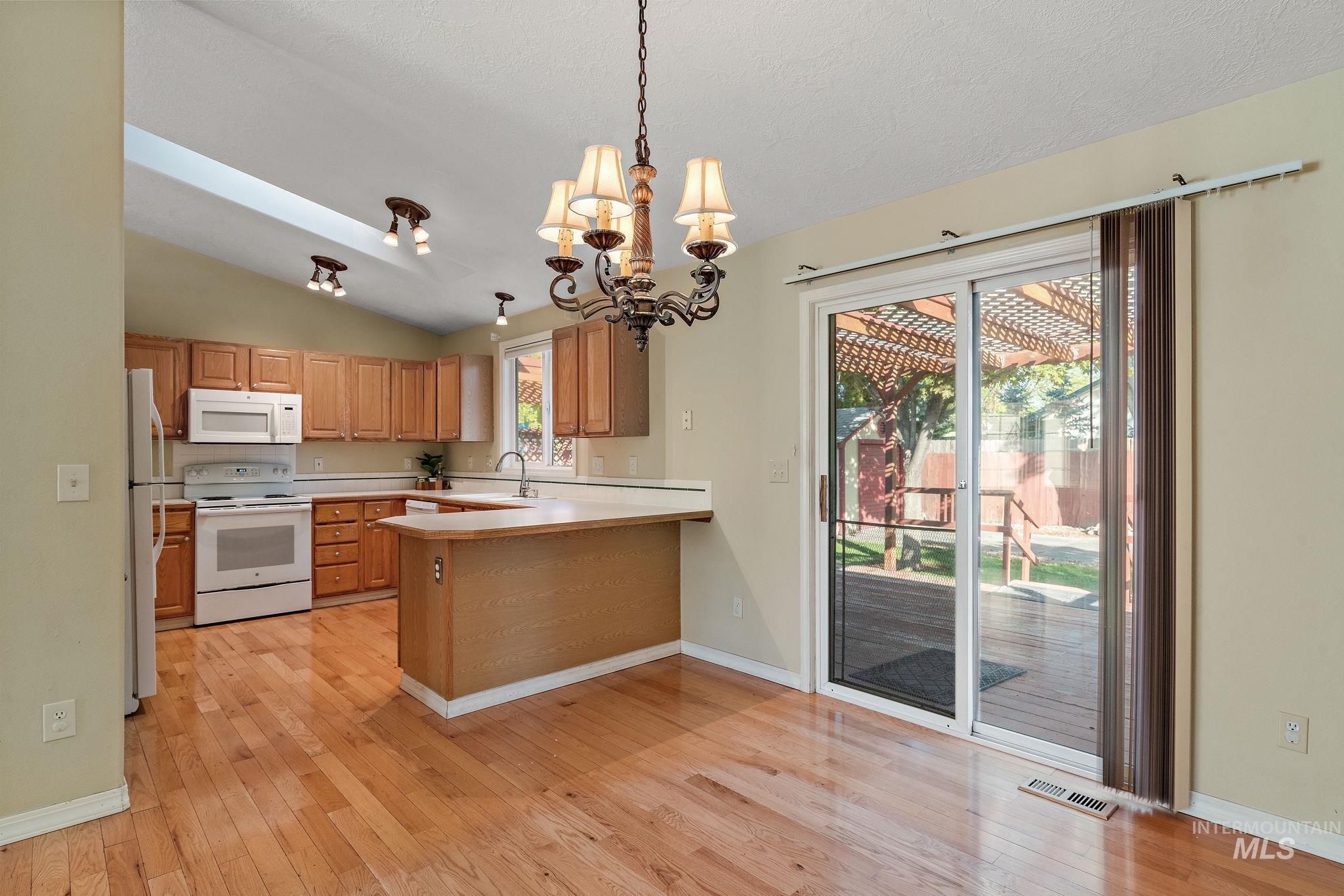 2398 W Santa Clara Dr