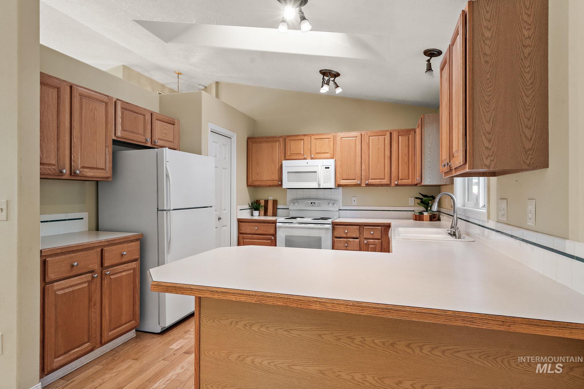2398 W Santa Clara Dr