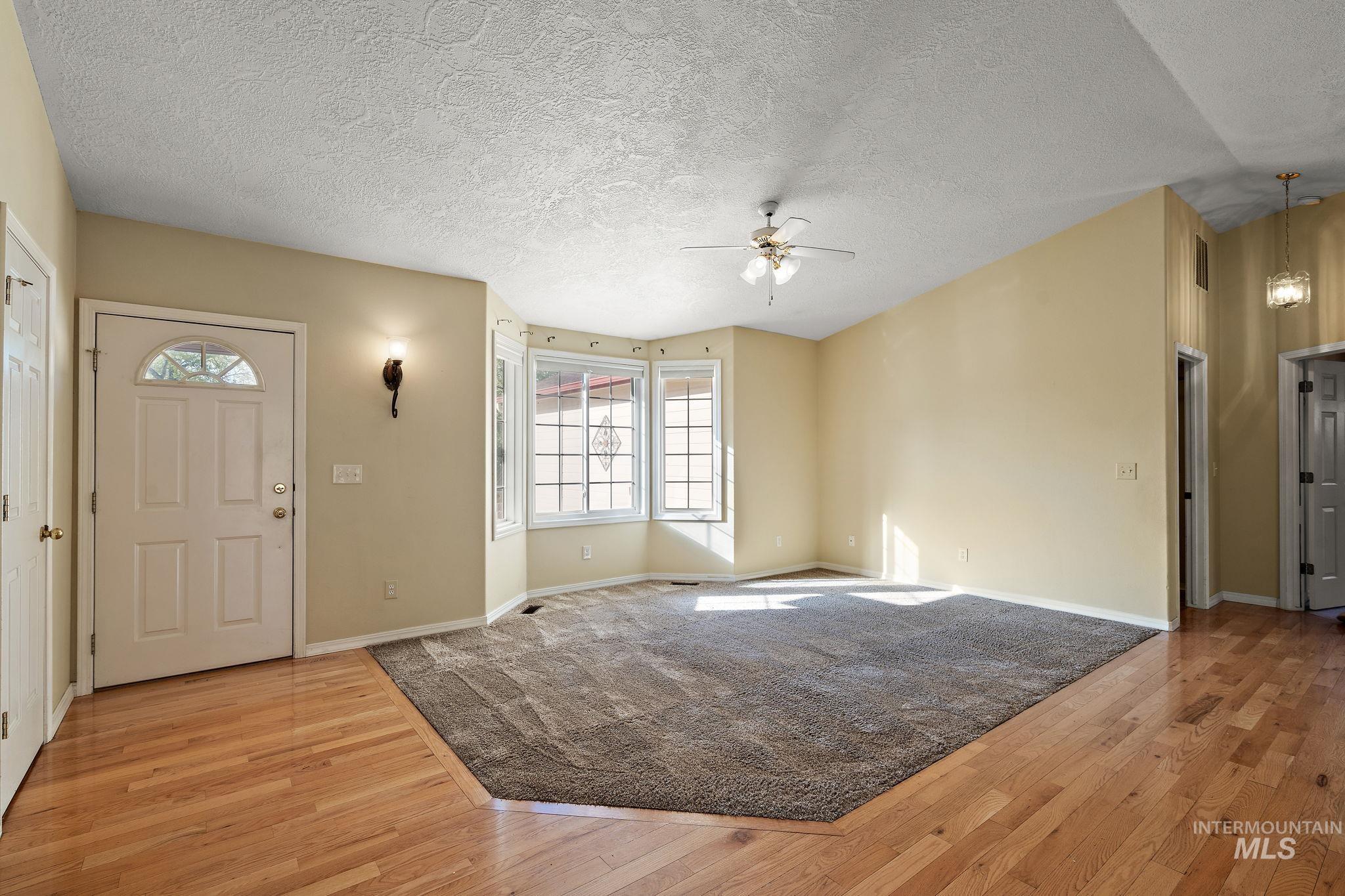 2398 W Santa Clara Dr