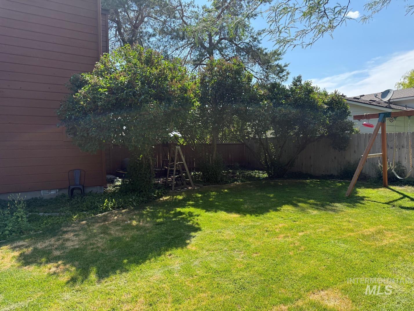 6812 View Lane