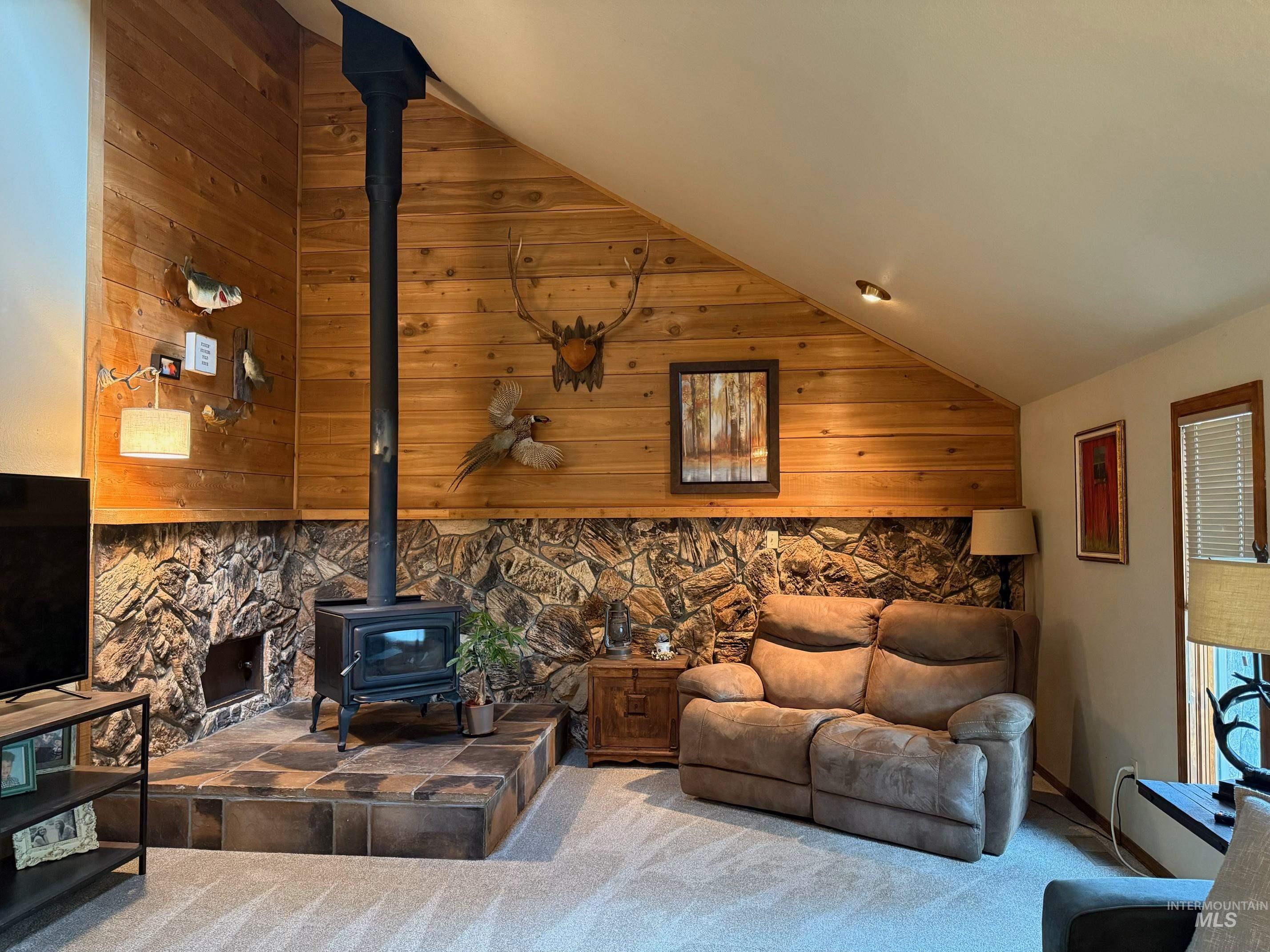 6812 View Lane