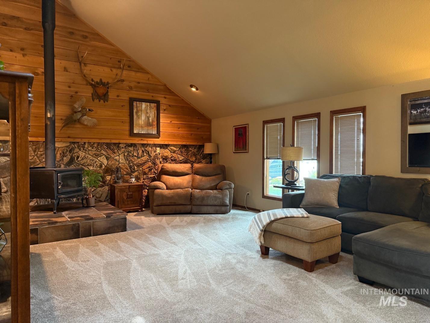 6812 View Lane