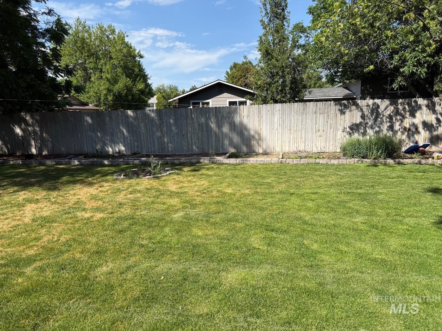 6812 View Lane