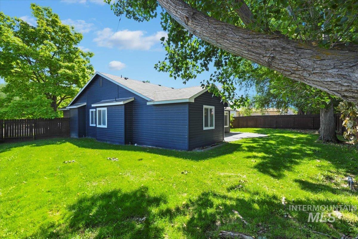 175 N Orchard Heights Way