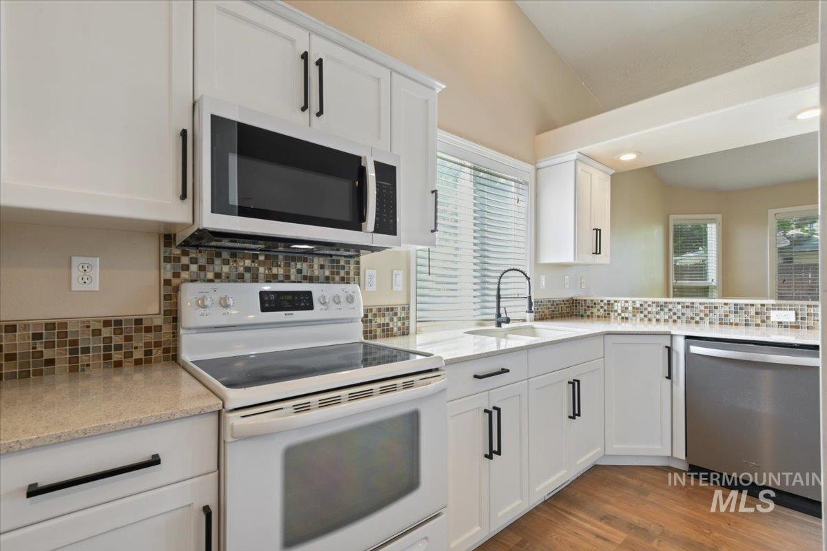 175 N Orchard Heights Way