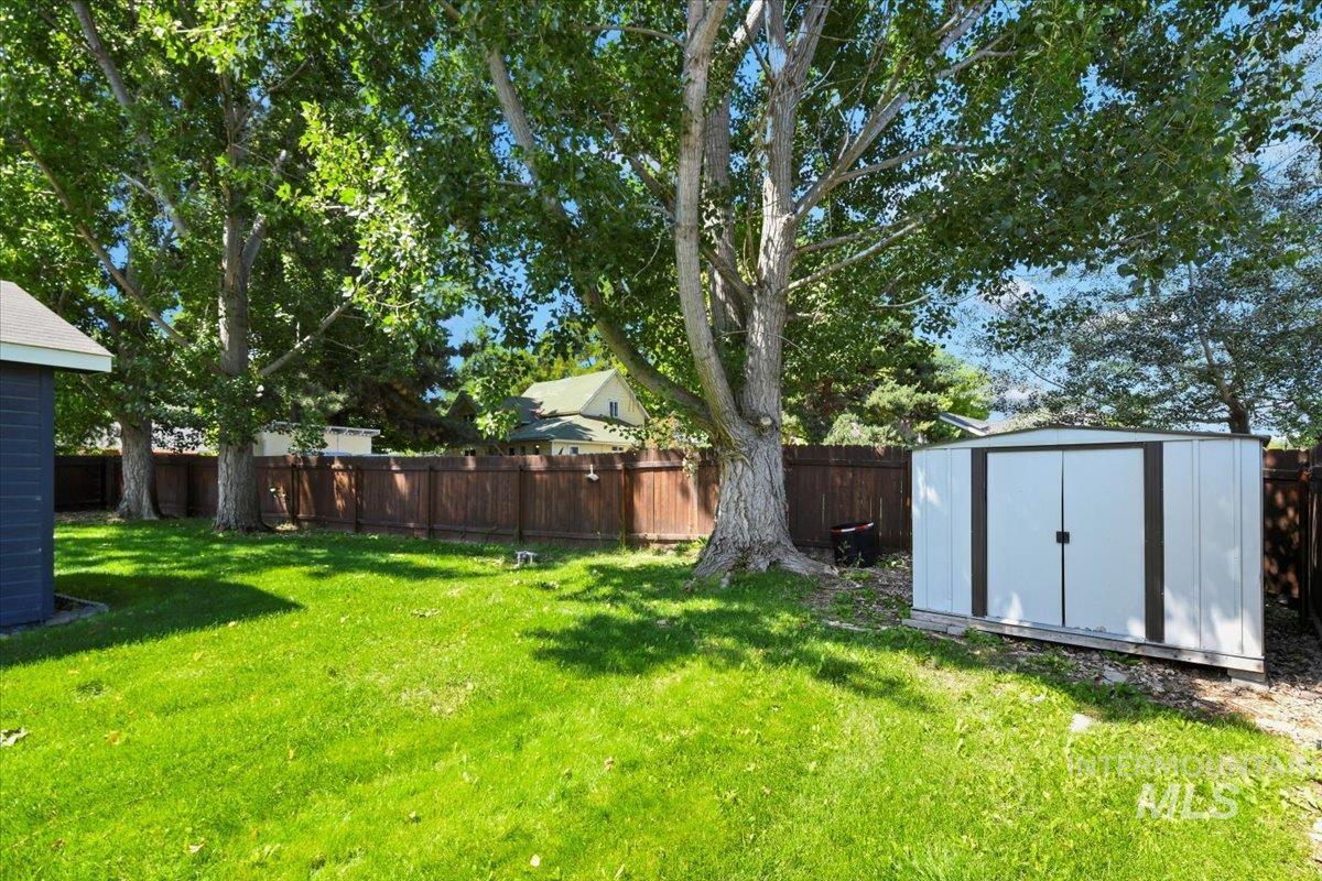 175 N Orchard Heights Way