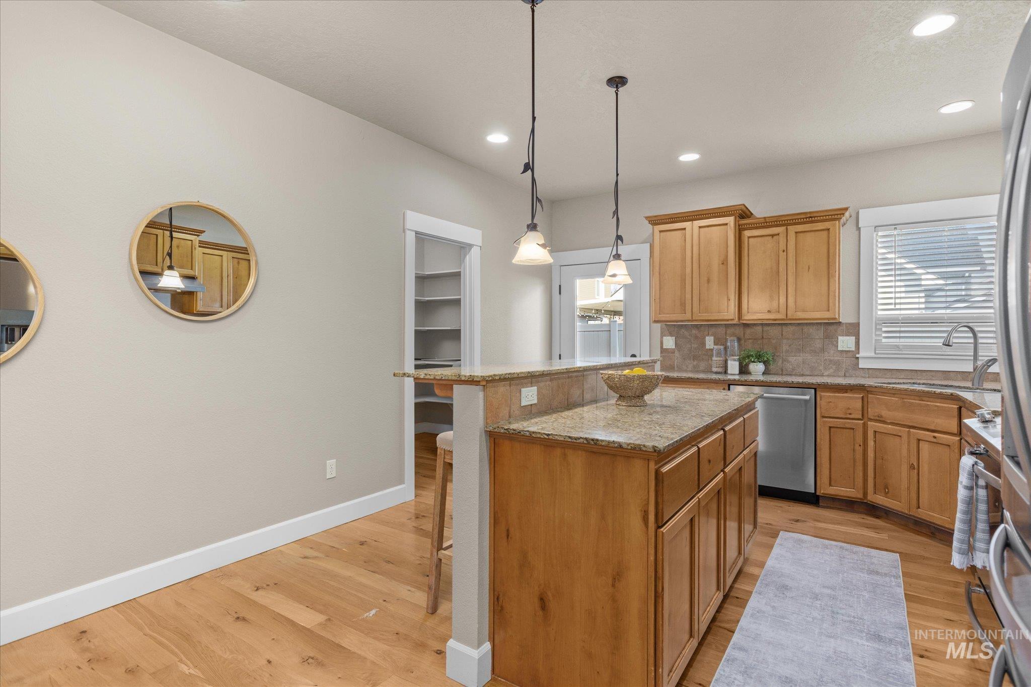 1268 W Cobblefield Ct