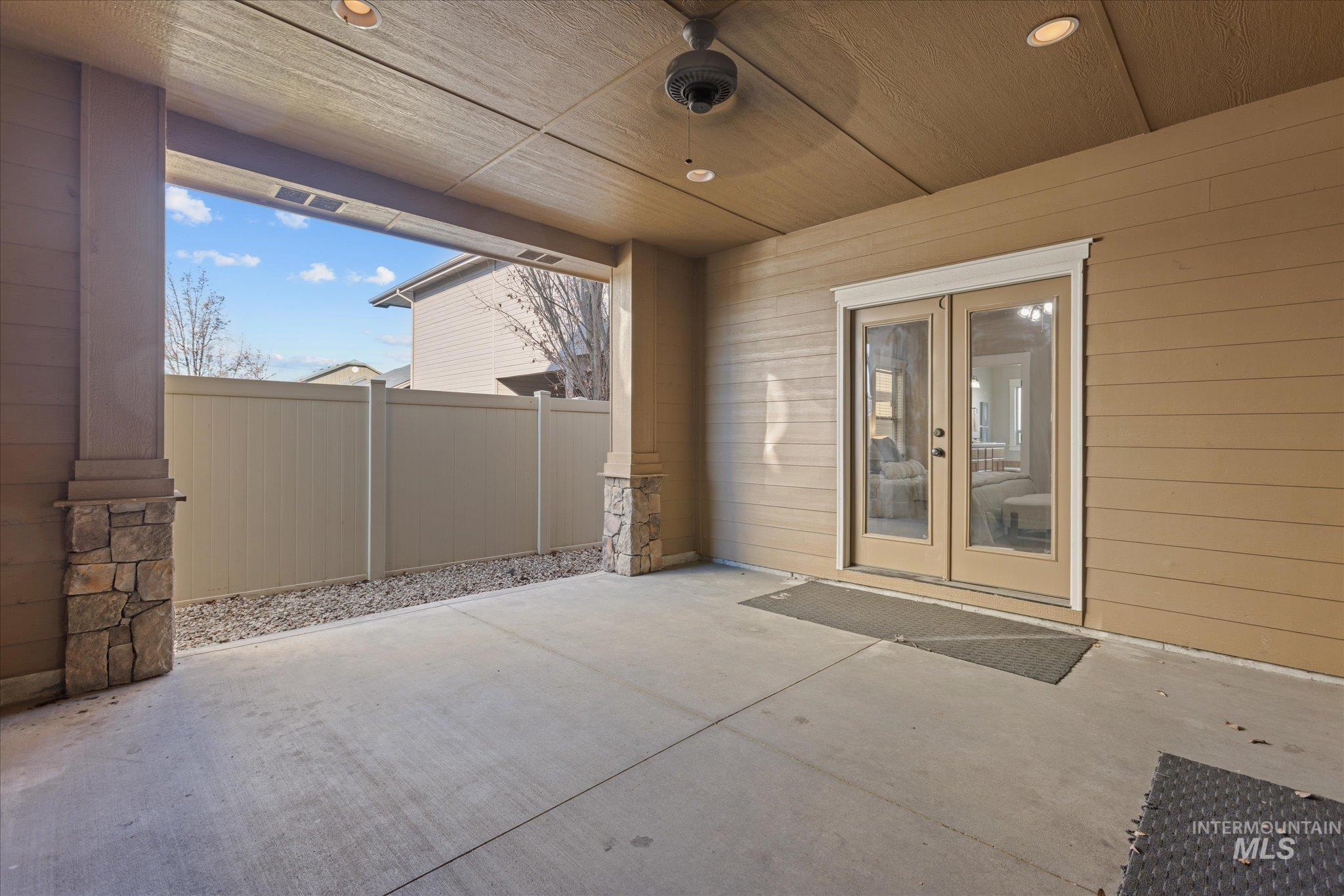 1268 W Cobblefield Ct