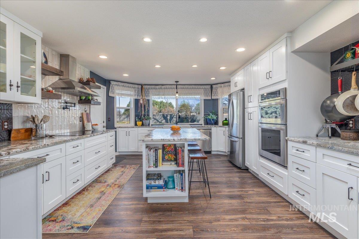 10438 W Hollandale Dr