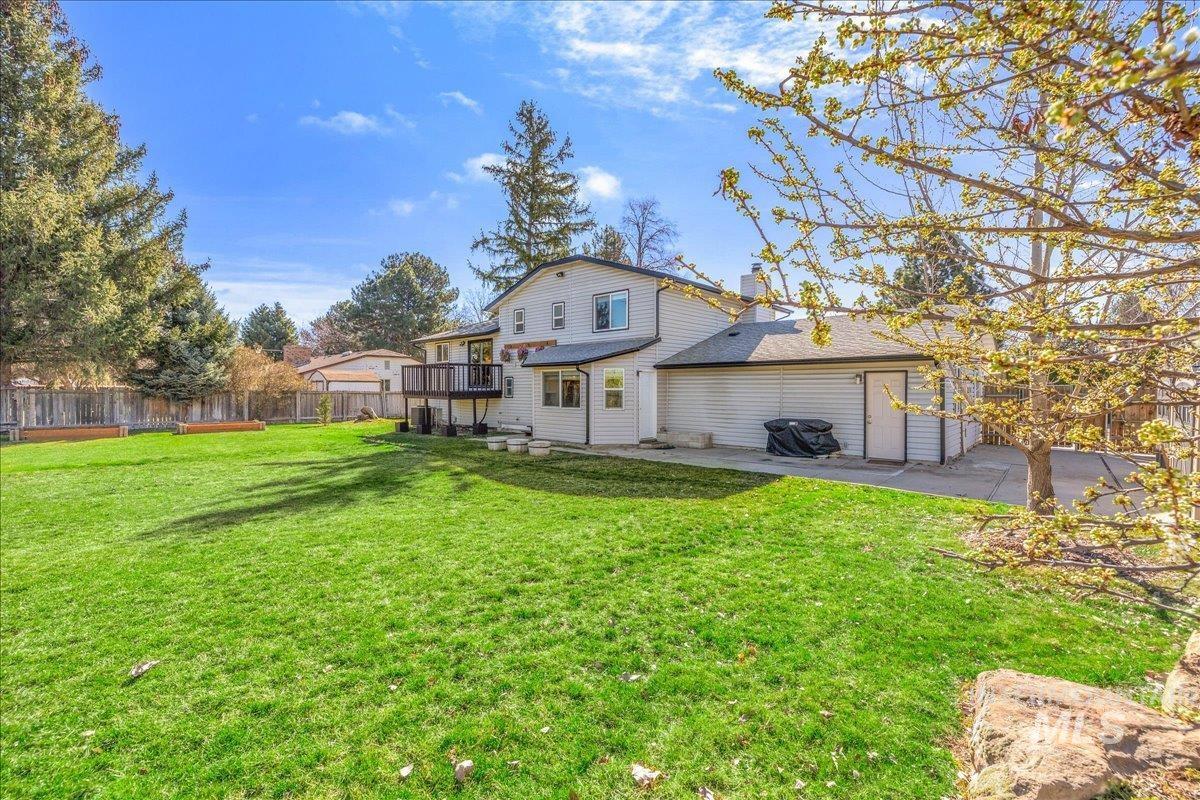 10438 W Hollandale Dr