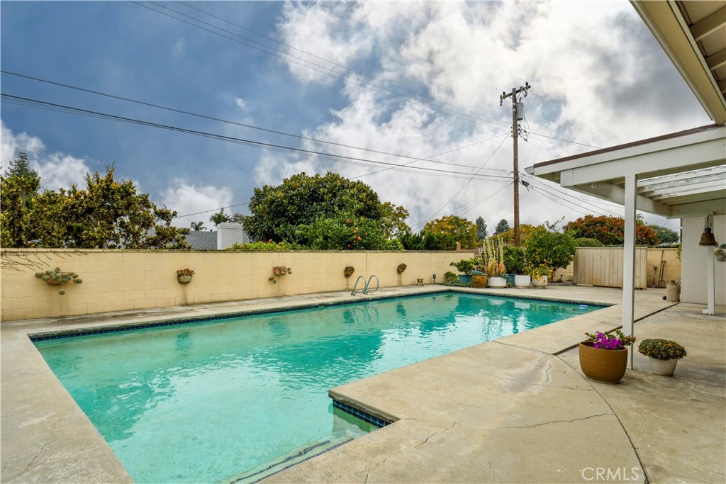 16250 Honnington Street