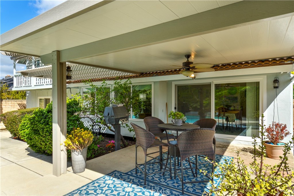 630 W Country Hills Drive