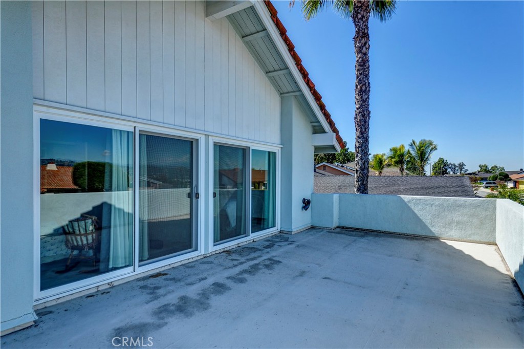 630 W Country Hills Drive