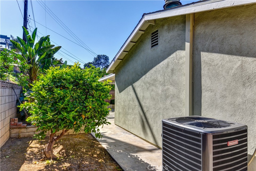 8754 Palmcreek Drive