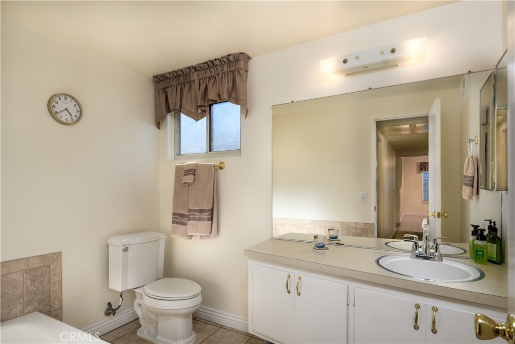 8754 Palmcreek Drive