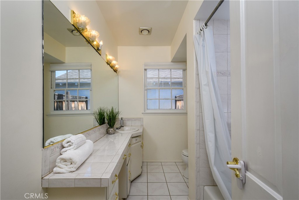 7948 Rhea Vista