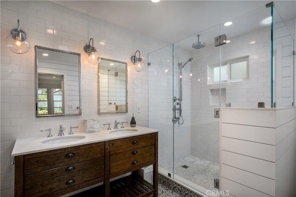 7948 Rhea Vista