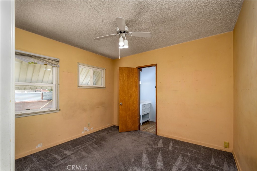 10517 La Serna Dr