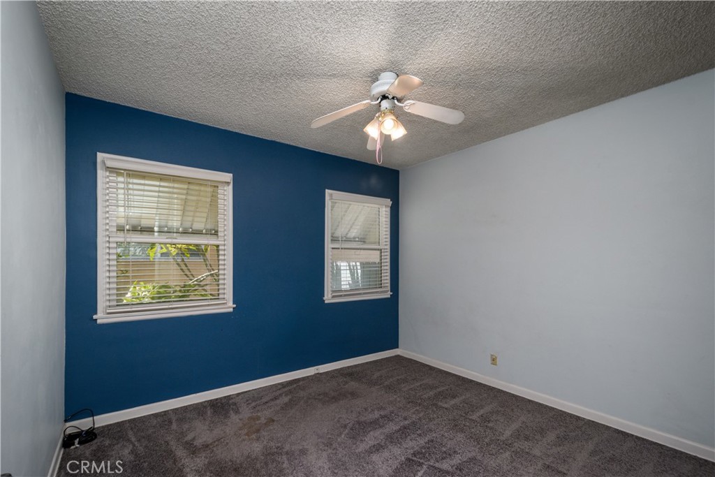 10517 La Serna Dr