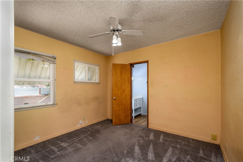 10517 La Serna Dr