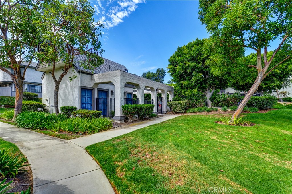 840 W. Country View 66