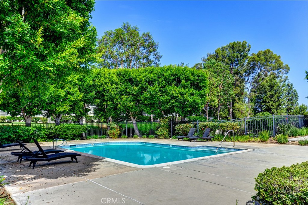 840 W. Country View 66