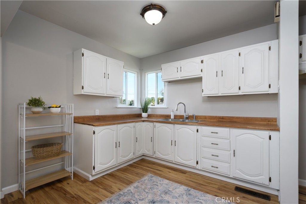 10722 Rose Hedge Drive