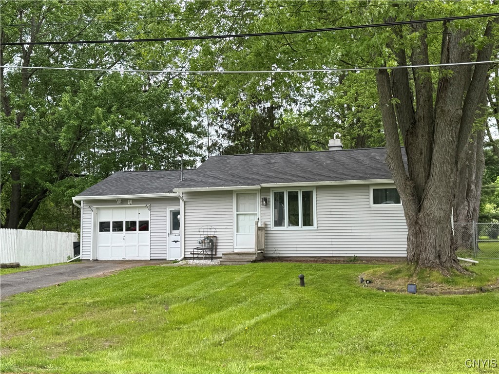 8438 Grandview Drive