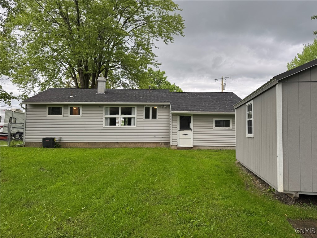 8438 Grandview Drive