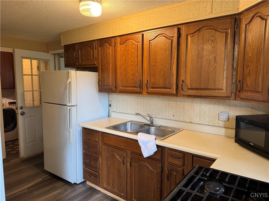 8438 Grandview Drive