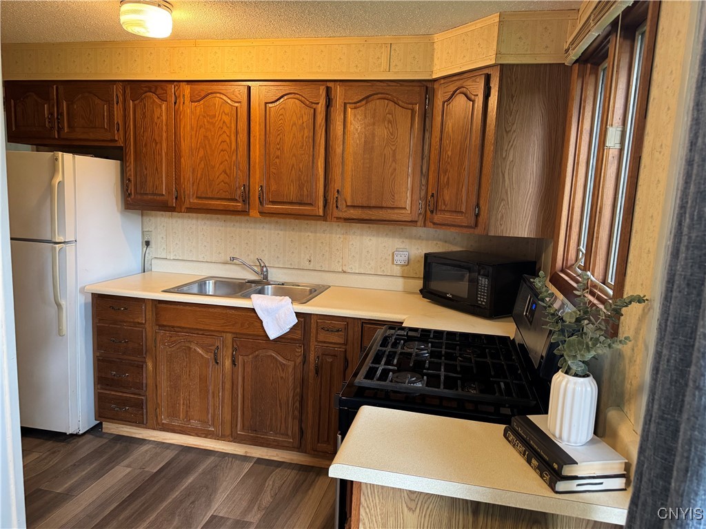 8438 Grandview Drive