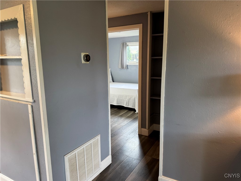 8438 Grandview Drive