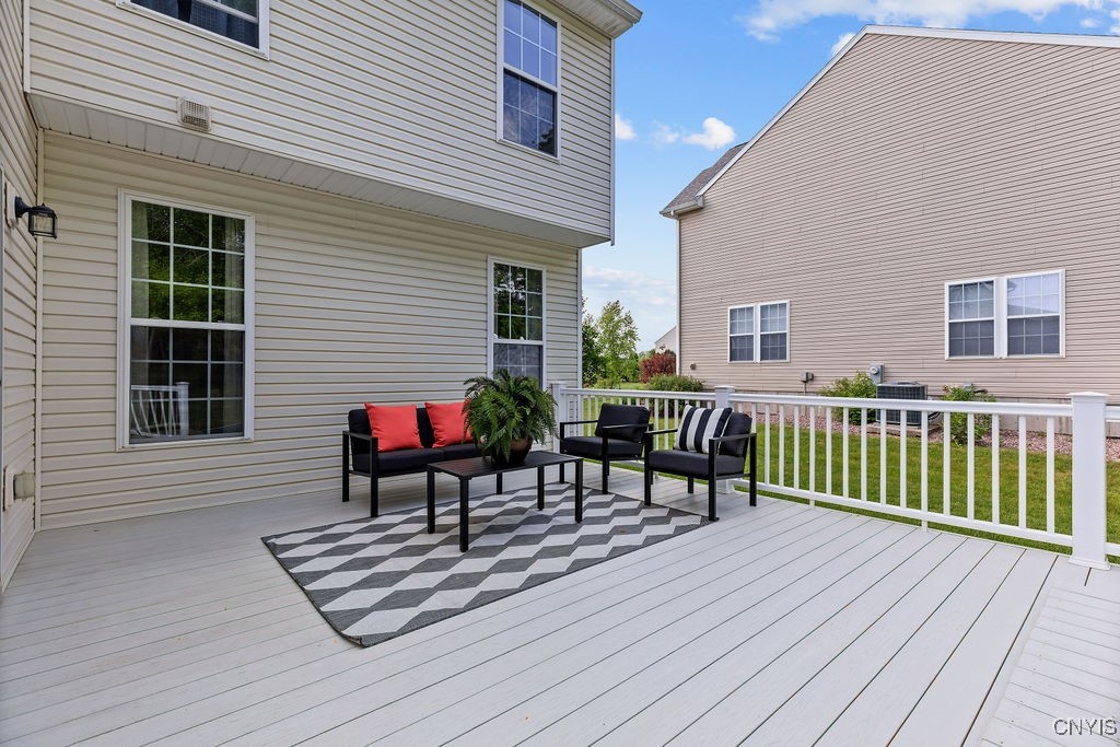 163 Golden Meadows Way