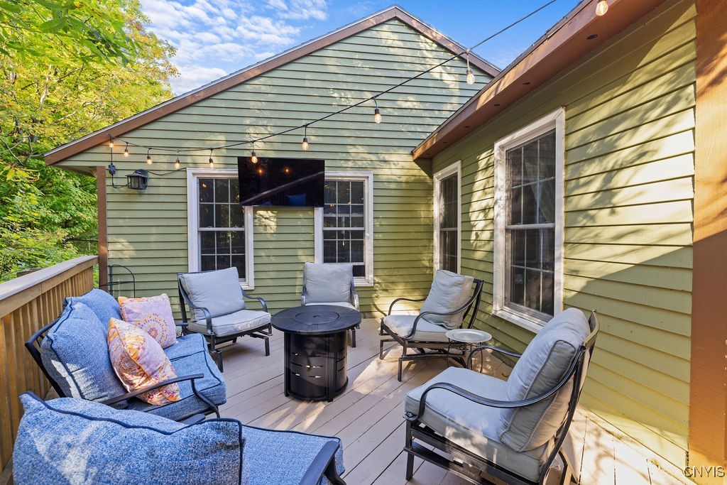 4329 Collier Circle