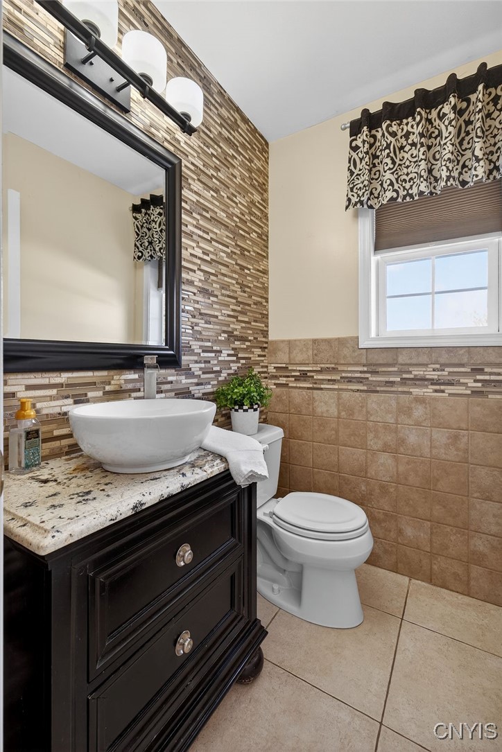 4326 Chilmark Street