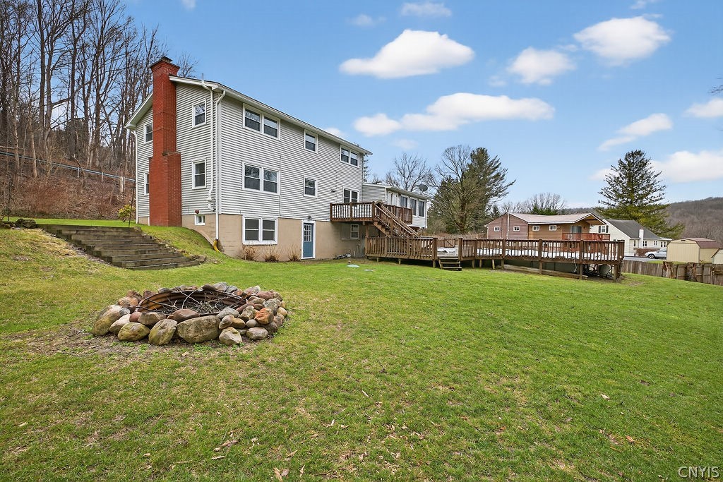 2541 Lyons Road