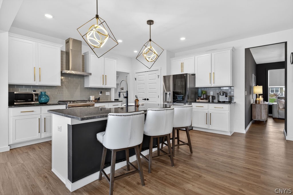 5567 Rolling Meadows