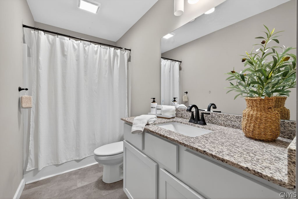 5567 Rolling Meadows