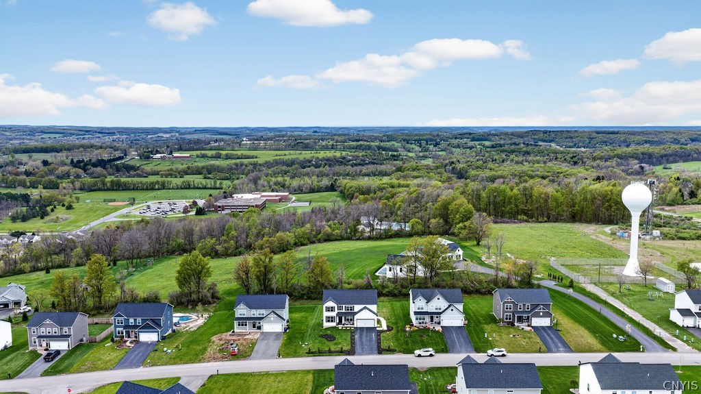 5567 Rolling Meadows