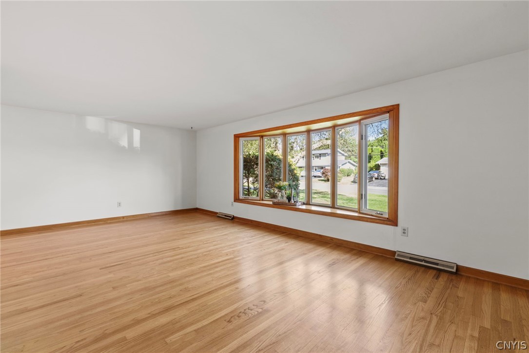 203 Oakridge Drive