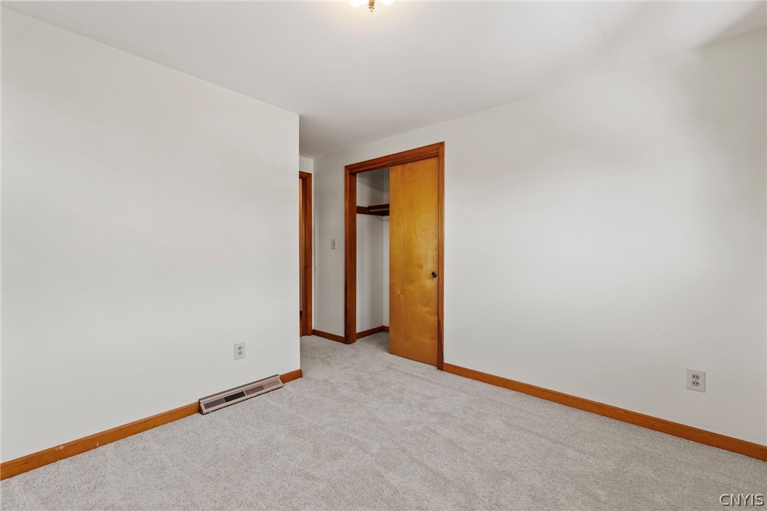 203 Oakridge Drive