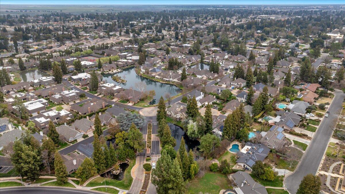 2807 W Downing Court