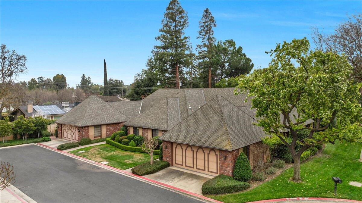 2807 W Downing Court