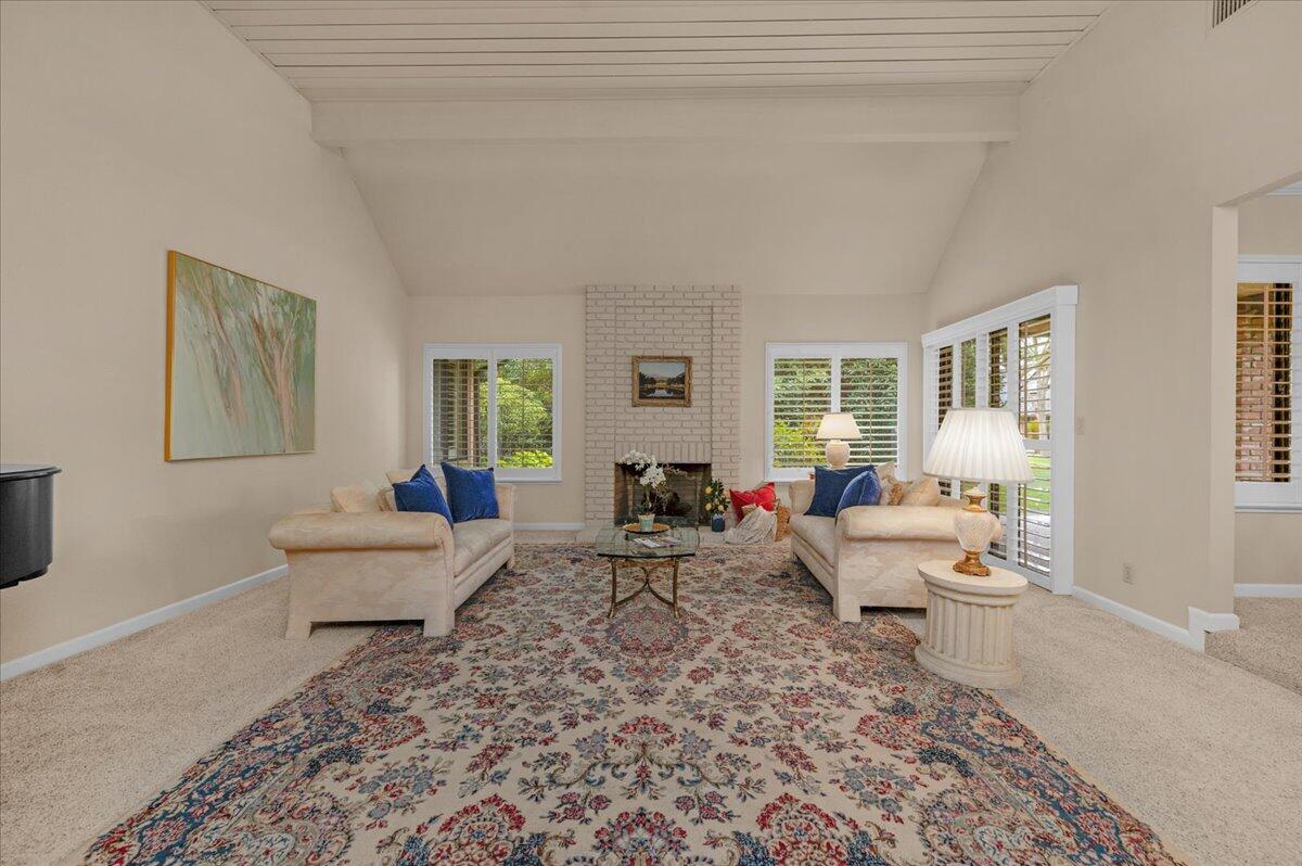 2807 W Downing Court