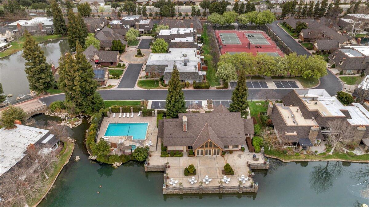 2807 W Downing Court