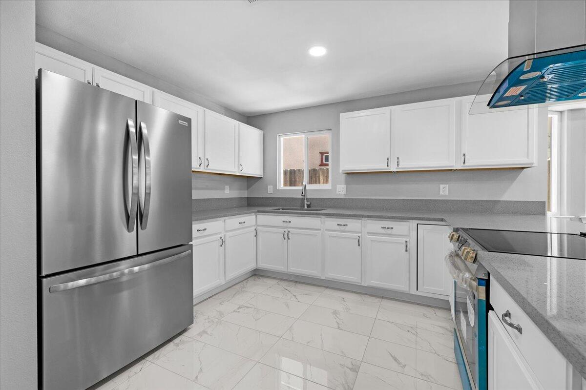 4343 W Princeton Avenue