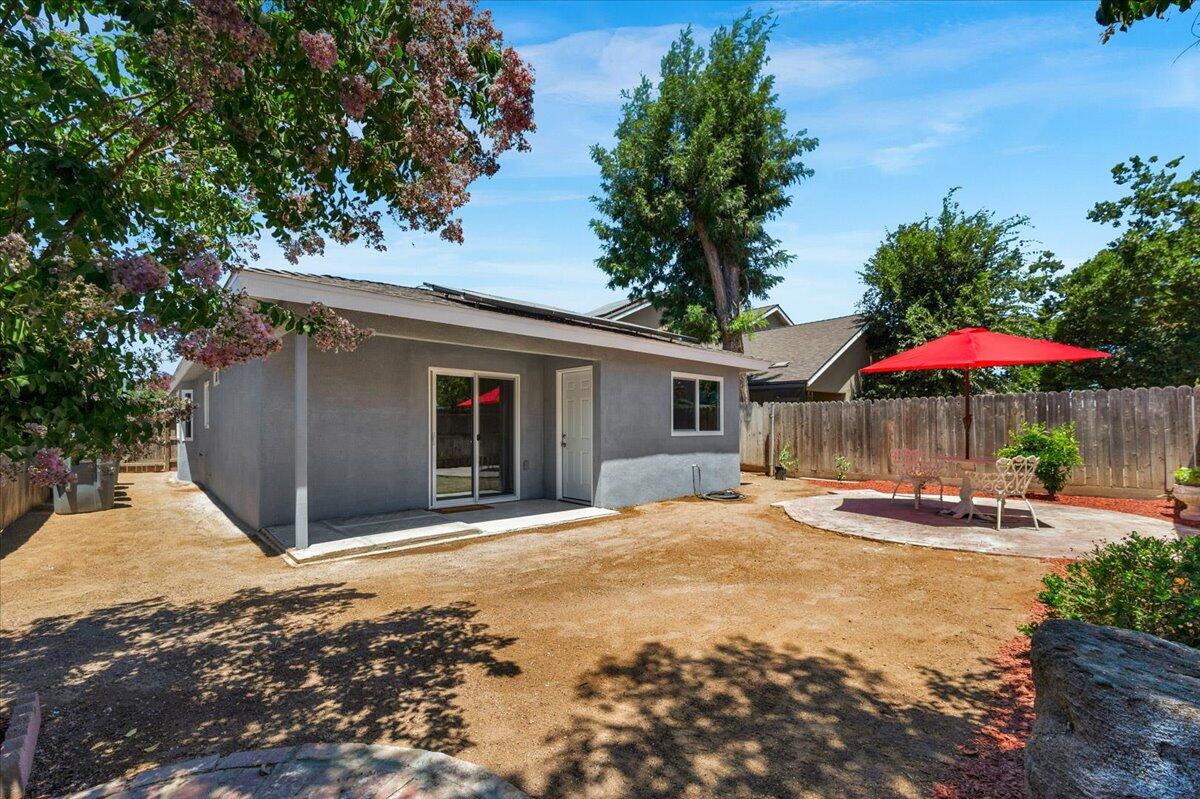 4343 W Princeton Avenue