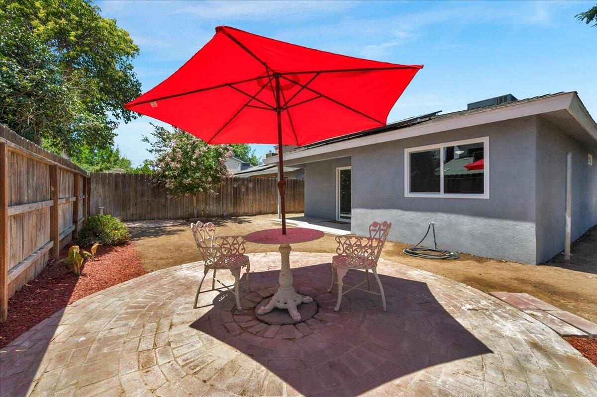 4343 W Princeton Avenue